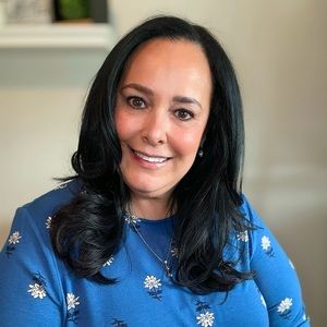 Meet your Posher, Cristina